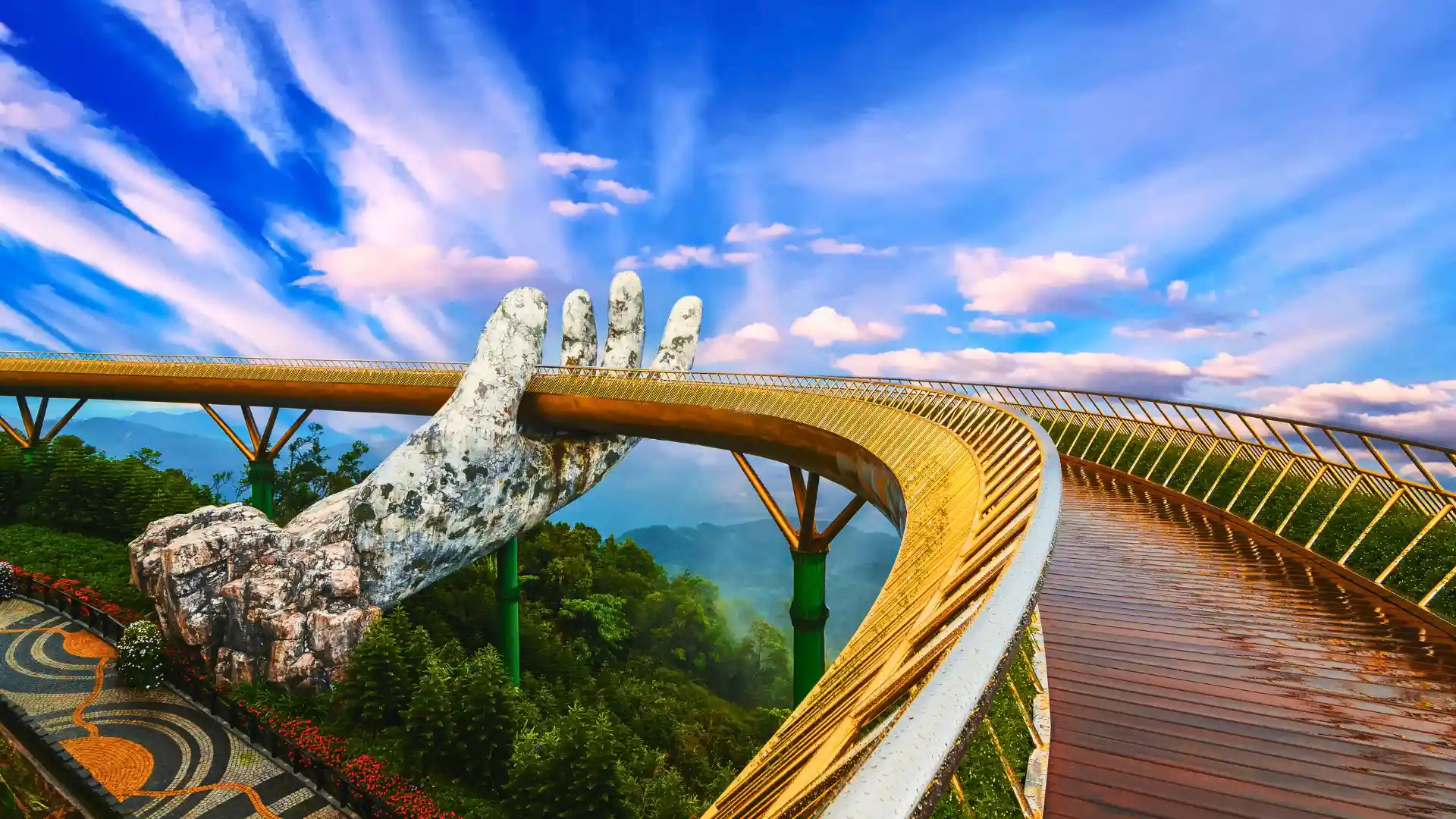 Golden bridge danang vietnam